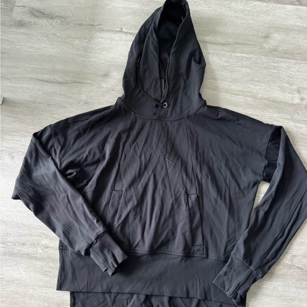 Athlete Black Sweatshirt